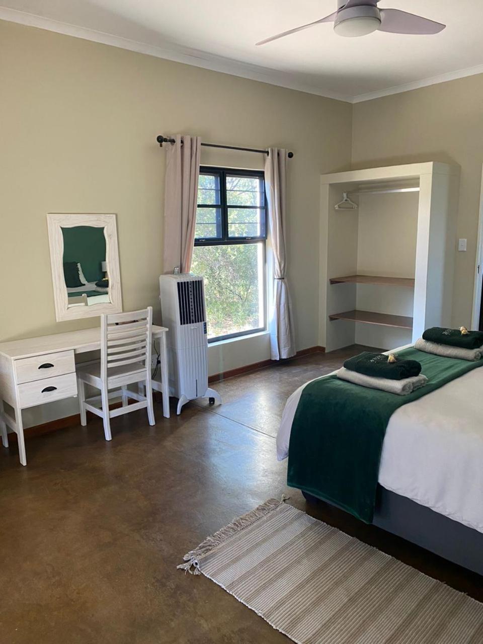Olienhoff Guesthouse And Rest Camp Otavi Eksteriør bilde