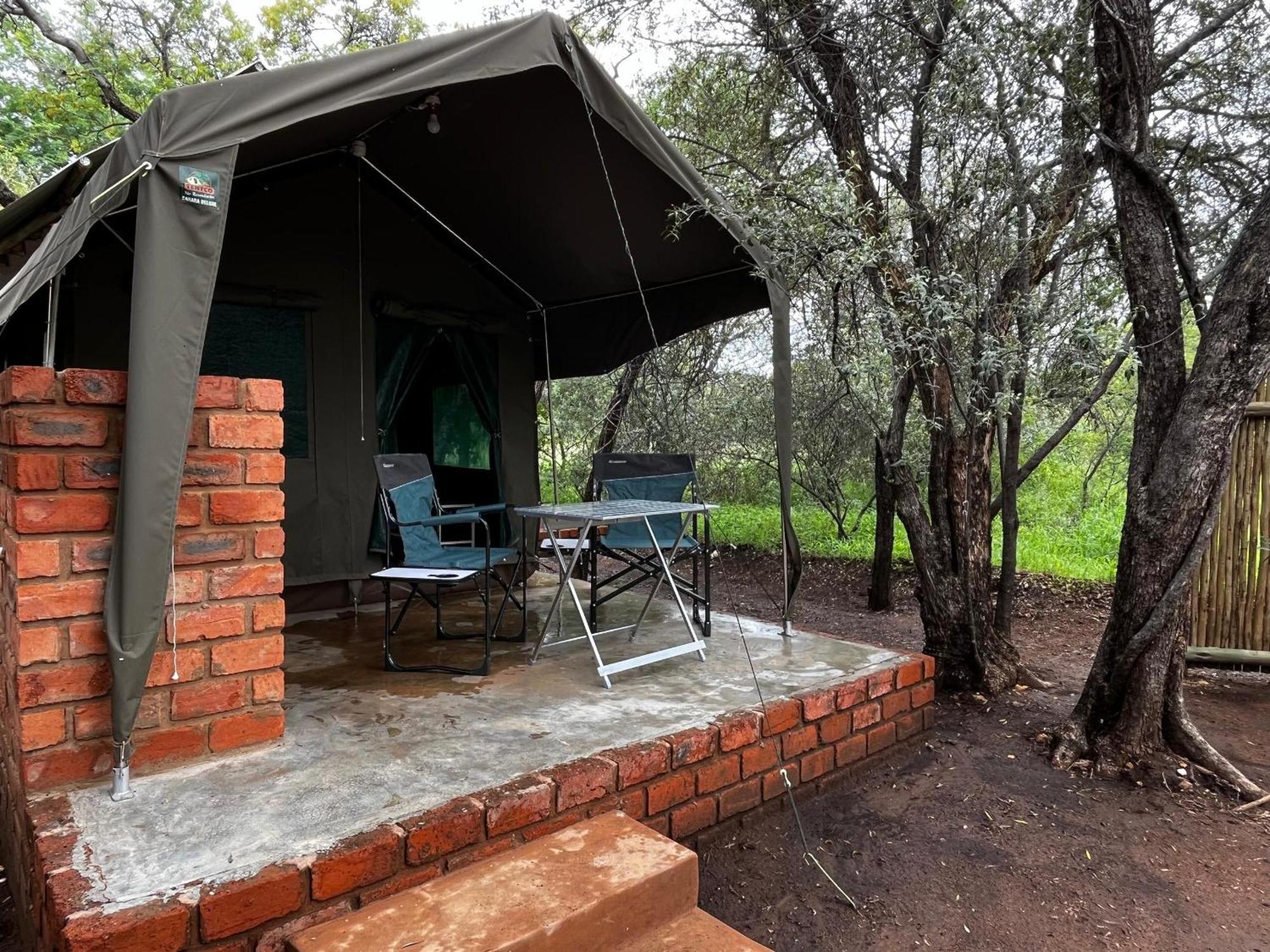 Olienhoff Guesthouse And Rest Camp Otavi Eksteriør bilde