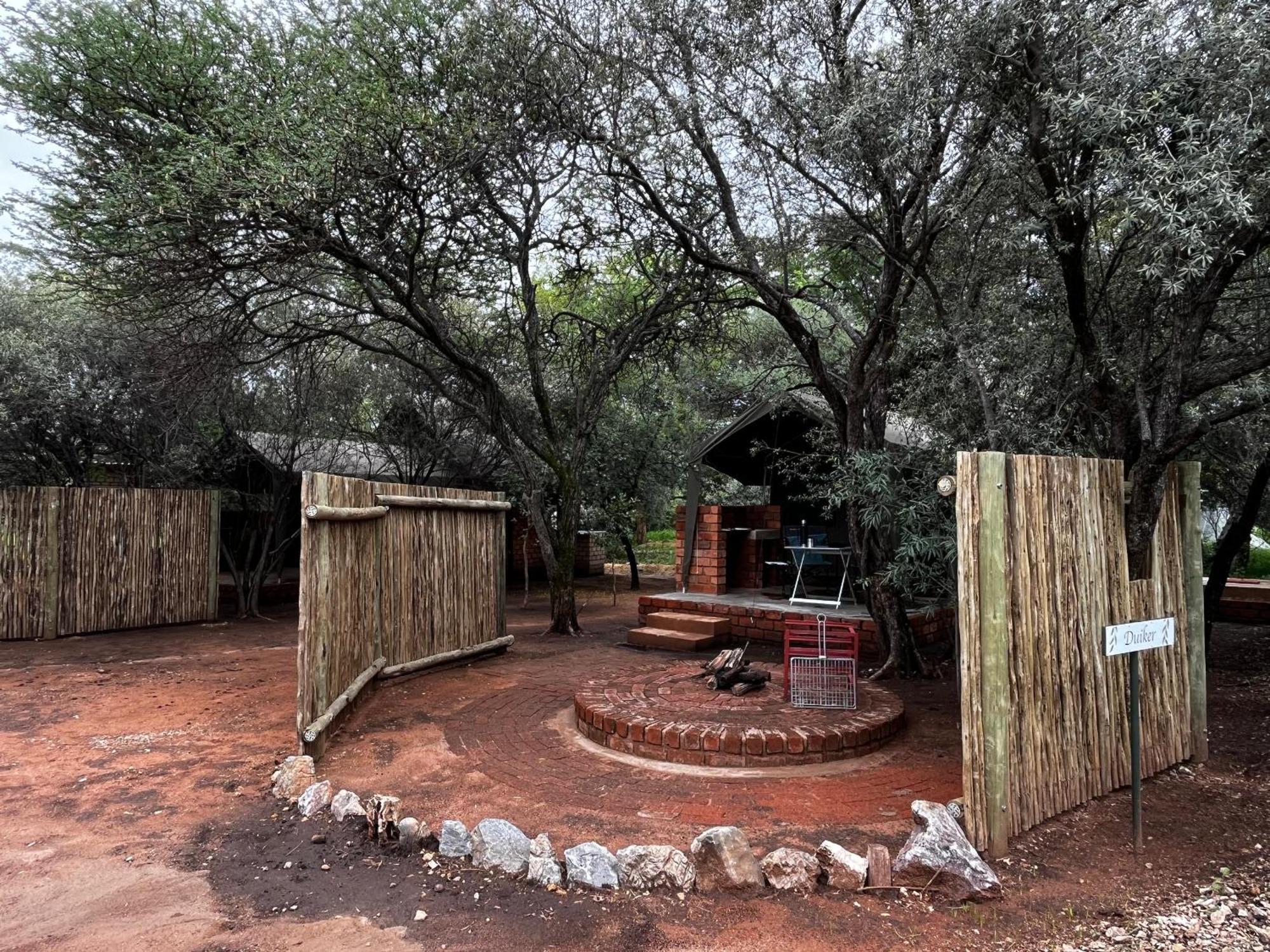 Olienhoff Guesthouse And Rest Camp Otavi Eksteriør bilde