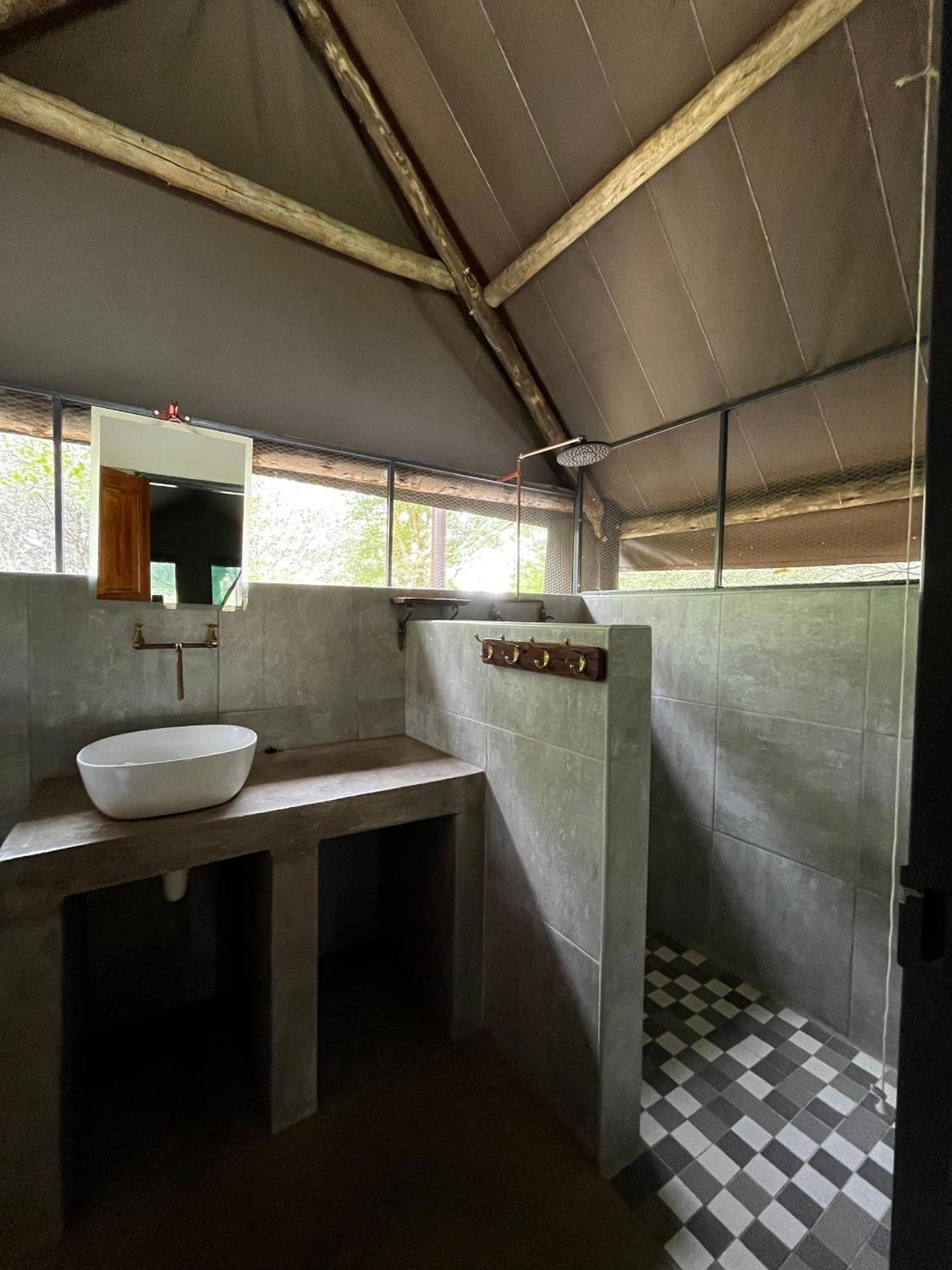 Olienhoff Guesthouse And Rest Camp Otavi Eksteriør bilde