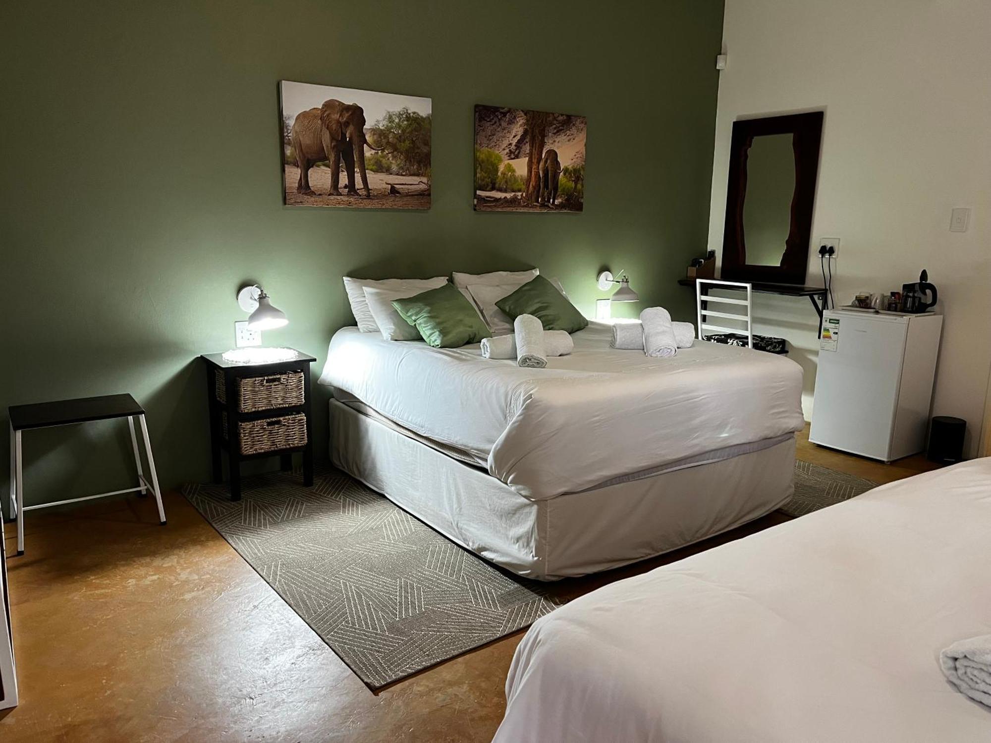 Olienhoff Guesthouse And Rest Camp Otavi Eksteriør bilde