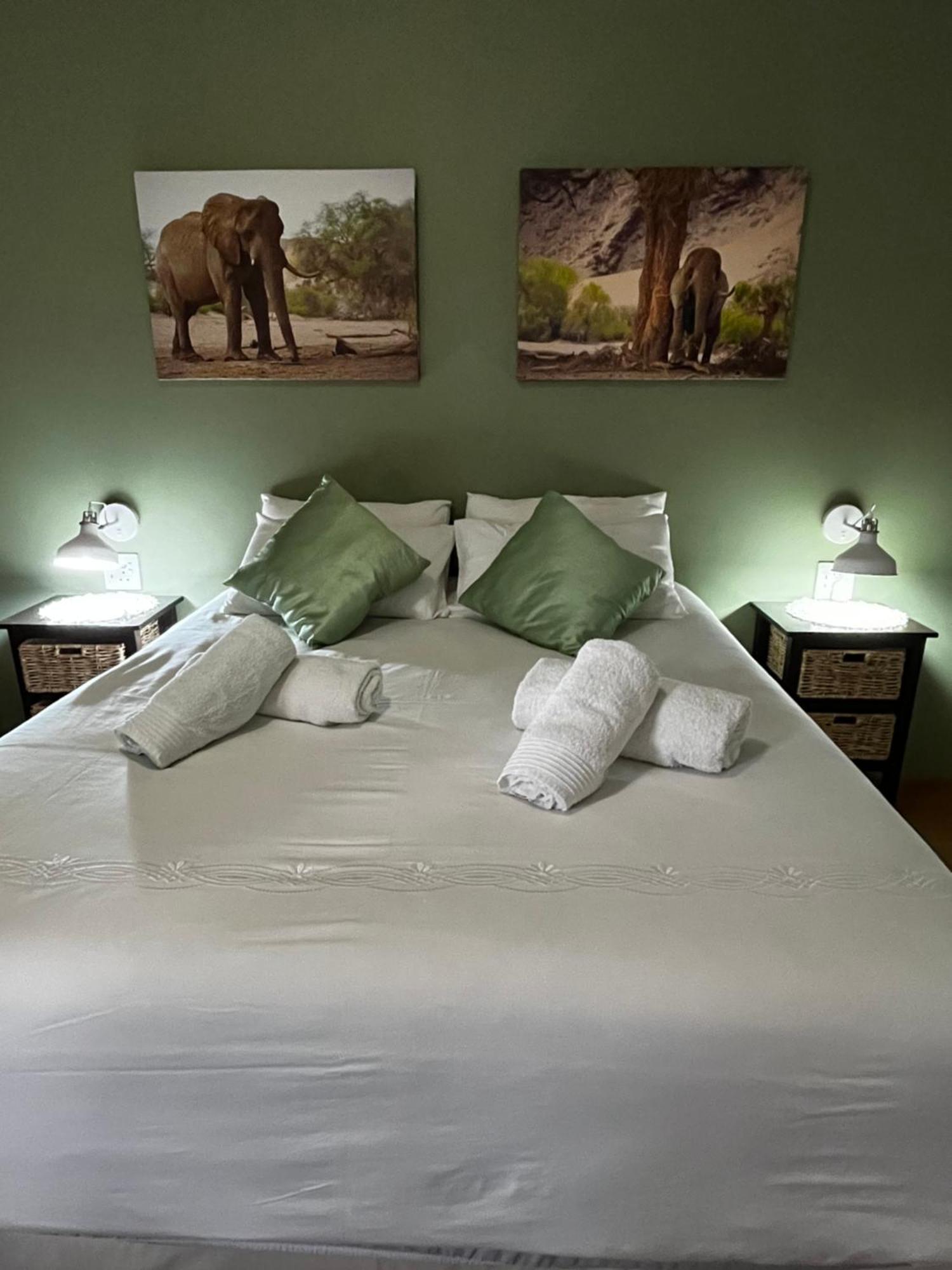 Olienhoff Guesthouse And Rest Camp Otavi Eksteriør bilde